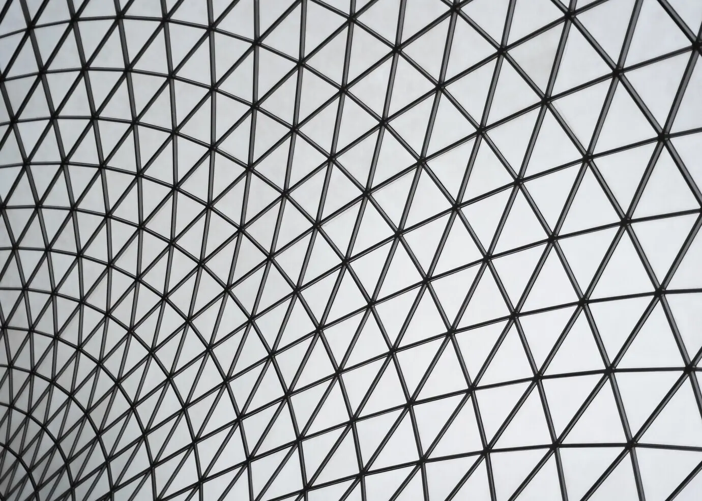 Glashintergrund mit Dreiecksmuster